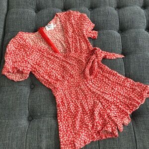 Princess Polly Romper Size 2